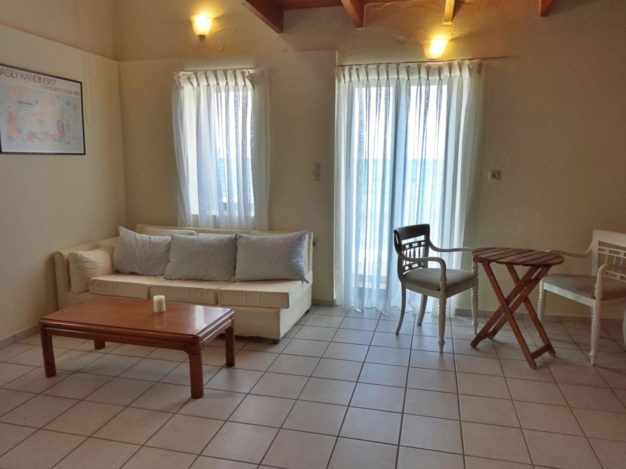 Thalassa Apartments Ретимно Экстерьер фото